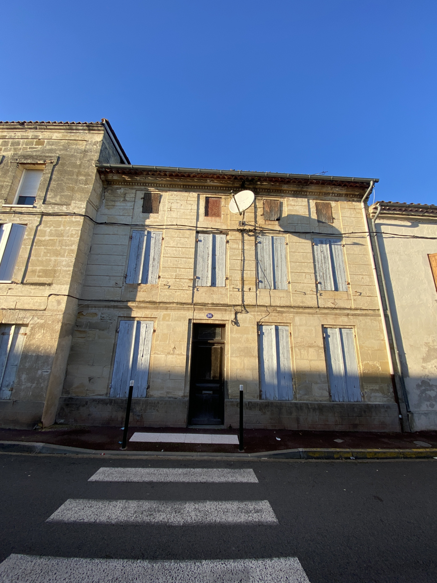 Maison à rénover sur la commune de Castillon-La-Bataille  